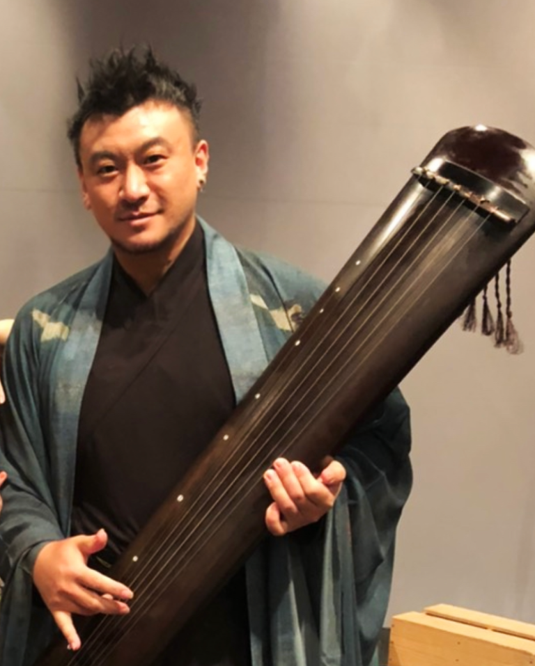中国最古の弦楽器の七絃琴（古琴）の紹介と演奏